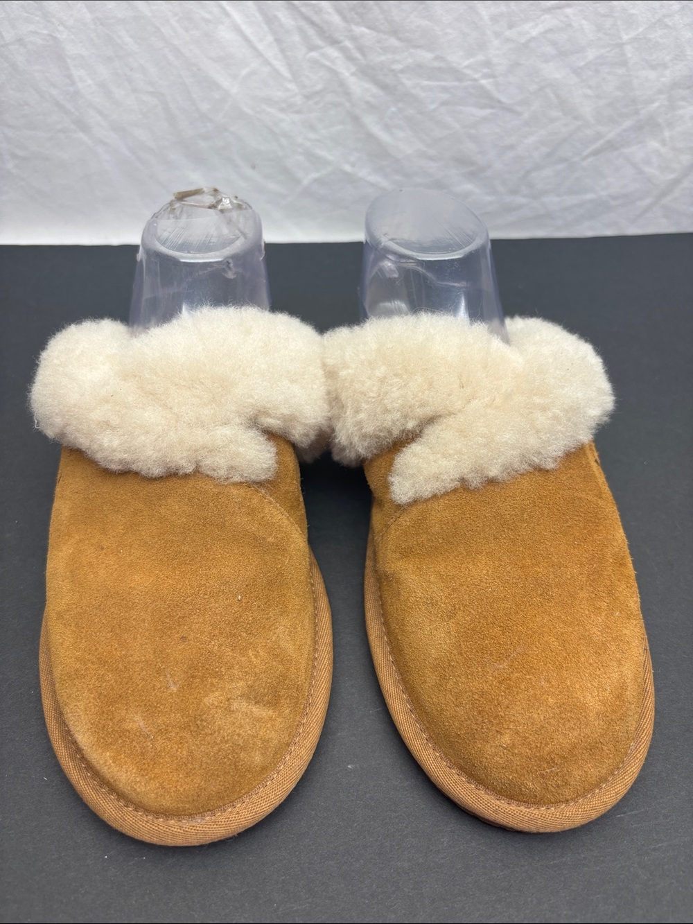 Koolaburra Slippers women’s SZ 8, box 48 - Picture 1 of 6